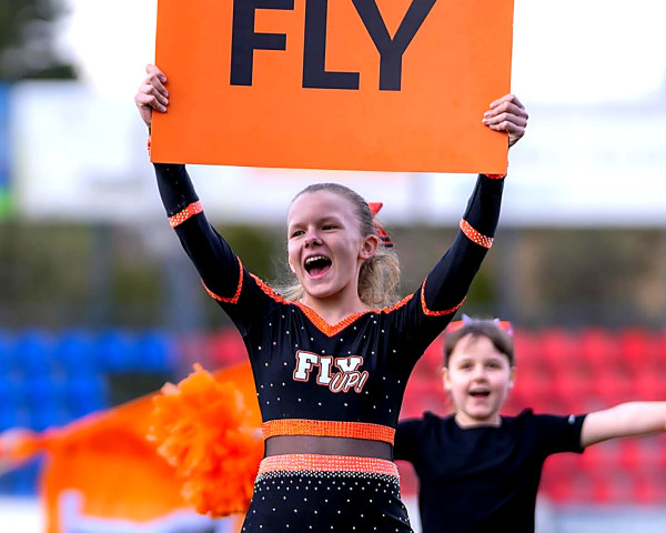 Cheer <span class="glow"> Akro Stunts</span>